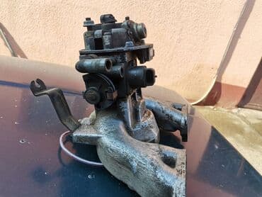 membrana pumpe za gorivo yugo: Karburator sa usisnom granom Lada 21213 Niva mono point. Polovno — 8