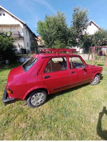 launch dijagnostika prodaja: Automobil Zastava 128, crvene boje, sa nosačem za prtljag na krovu — 2