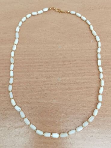 Ogrlica SEDEF 7 Ogrlica od SEDEF-a . Dužina-obim 53 cm, sedef dužina