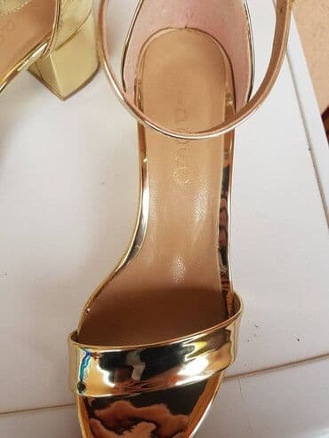 hermes kaisevi: Sandals, 36 — 4