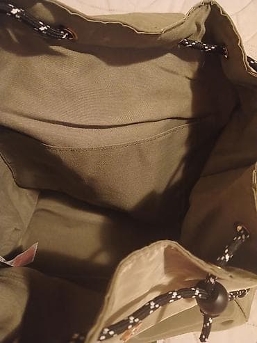 brojanica za bebe: Ruksak – maslinasto zeleni, lagan i prostran - Materijal: glatka — 3