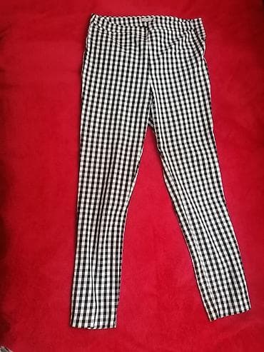 duzina pantalona: Br. 38. Stradivarius Duzina 93 cm, obim struka 74 cm. Širina kod — 1