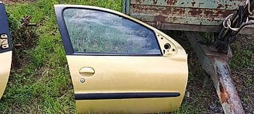 reno 5: PREDNJA DESNA VRATA ZLATNA 5V ZA PEUGEOT 206 | imam sve delove za — 1