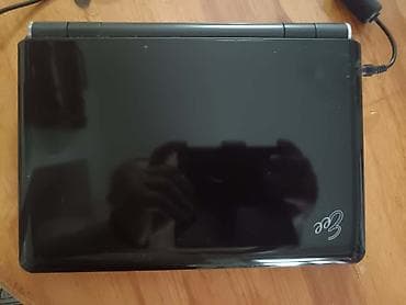 sprava za pletenice: Asus Eee PC netbook (serija Eee PC) - Kompaktni 10" (približno) — 1