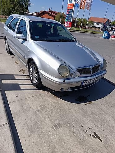 az auto batajnica: Lancia Lybra karavan 2000to – srebrna, 5 vrata - Motor: 1,9 jtd (na — 5