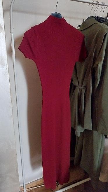 haljina ispod kolena: Uska rebrasta haljina midi dužine – bordo/crvena- Univerzalna za S do — 2