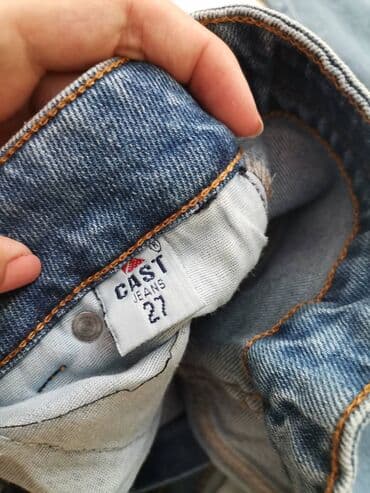 fox zimsko odelo: Ženske farmerke S. Kao nove, super stoje. Piše da je veličina 27, ja — 3