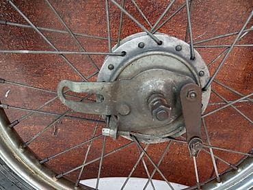 pojas za auto za trudnice: Kompletan prednji  tocak 16 coli za automatika a 3 u ispravnom stanju — 5