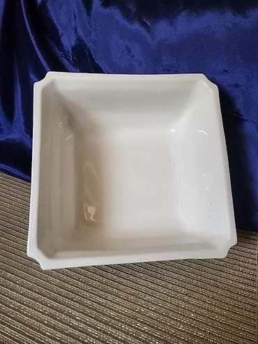 staklene cinije sa poklopcem: Cinija nova porcelanska 1999g.Rucno oslikana pa glazirana. Lux — 3