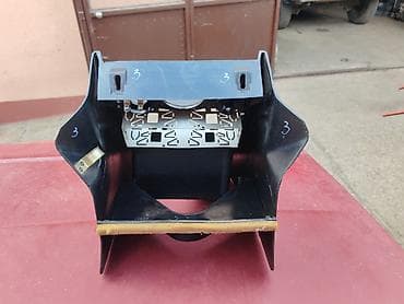 buy car beograd: Srednja konzola Lada 2107 Riva,2104 Karavan br.3. Polovna, ocuvana — 7