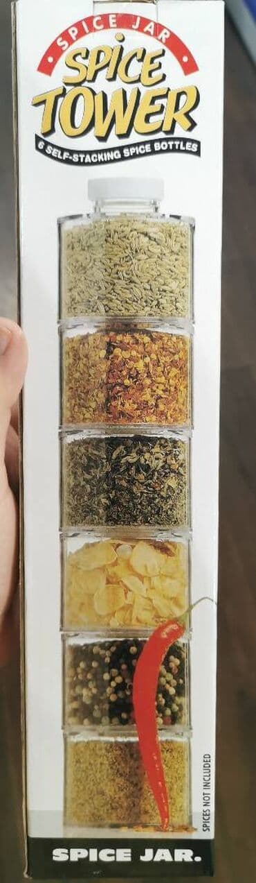 Flasa za zacine,iz delova,prakticno i lepo. Novo,nekorisceno. Kontakt