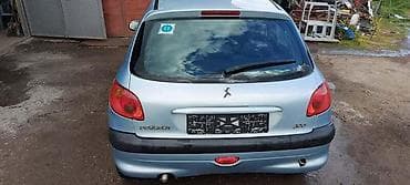 gps za automobile: 1.4 BENZIN ZA PEUGEOT 206 | kompletan auto u delovima — 9