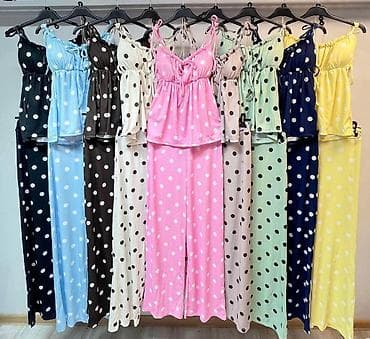 crne pantalone letnje: Ženski komplet na tufne – top na bretele + široke pantalone - — 7