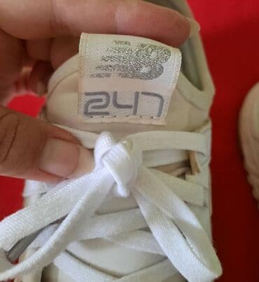 crocs sa platformom: New Balance, 37.5, color - White — 7