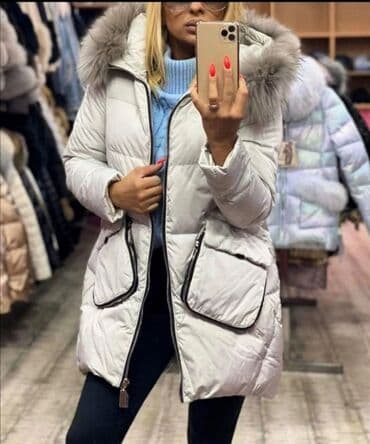 Perjana jakna sa prirodnim raskošnim KRZNOM
Vel S M
SNIŽENJE na lalafo.rs Perjana jakna sa prirodnim raskošnim KRZNOM
Vel S M
SNIŽENJE