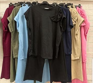 Komplet tunika kratak rukav sa masnom i siroke pantalone.Sa