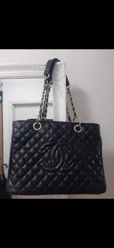 guess torba crna: Torba za rame, Chanel, Materijal: Veštačka koža — 1