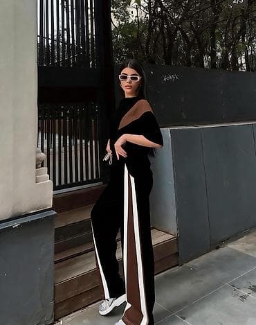 svecane pantalone zenske: 💫Zenski dvodelni komplet – majica i pantalone sa sportskim detaljima — 10