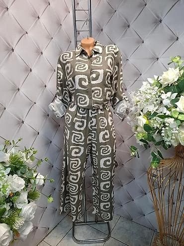 Ženska odeća: ❤️❤️ kompleti 3000,oo❤️❤️ — 3