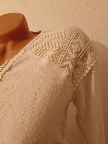 Košulje: Bela bluzica kao nova,velicina S — 4