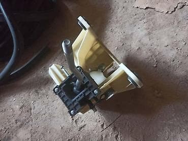 haube: RUCICA MEHANIZAM U KABINI ZA FORD C-MAX OD 2003. DO 2011. GOD. | — 1