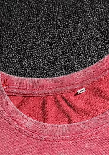 Women's T-shirts and tops: Grafička majica “Back to the 90’s” – retro print, vel. M - Boja — 3