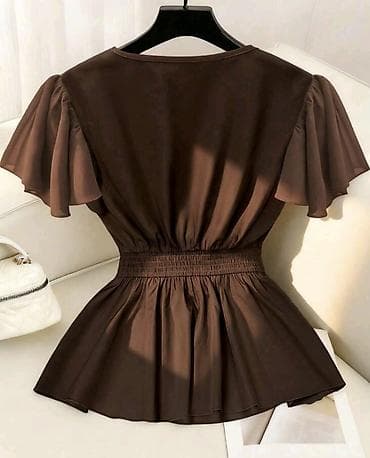 ugg opanci: Elegantna ženska bluza sa peplum krojem i ukrasnim pojasom - Boja — 2