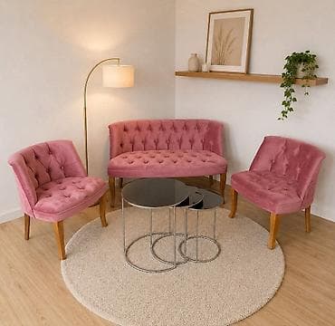 stilske nogice za nameštaj: Set tapaciranog klub nameštaja – sofa i dve fotelje sa klub stočićima — 3