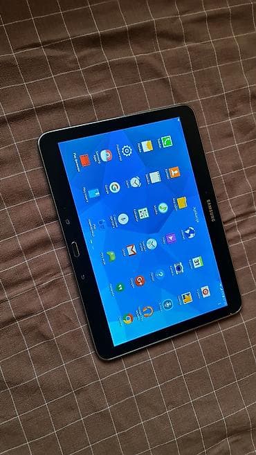 polovni laptopovi do 100 evra: Samsung Galaxy Tab 4 tablet - Ekran: 10.1 inča, TFT, rezolucija — 2