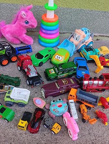 organizator za igracke lidl: Veliki set dečjih igračaka – različiti modeli i tematske figure — 4
