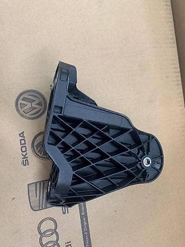 kosa za 506: NOSAČ PEDALE KVAČILA ZA VOLKSWAGEN TOURAN - 1K0721373 | Nosač pedale — 2