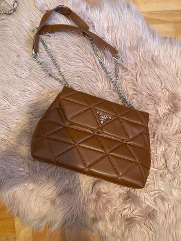 torbe novi pazar: Prada nova kozna torba 2500 din — 3