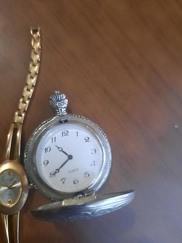 Accessories: Prodajem 3 polovna sata muški sat Metalna narukvicaženski sat — 3