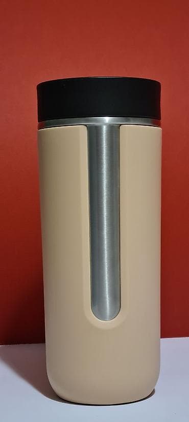 kante za smece: Nespresso Nomad termo putna šolja u krem boji.  - Materijal: Nerđajući — 2