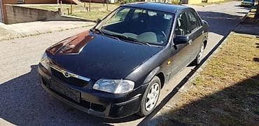odjavljen auto: MAZDA 323 - KOMPLETAN AUTO U DELOVIMA | MAZDA 323 sedan polovni — 1