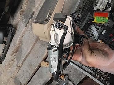 ZADNJI MOTOR BRISACA ZA AUDI A4 OD 2005. DO 2008. GOD. | ispravan