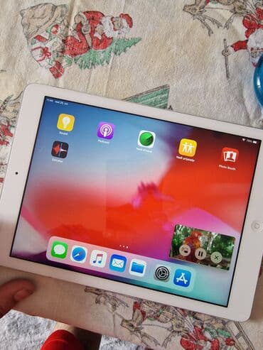 mini klima top shop: IPad Air sa 16GB memorije. Tablet je bele boje i pogodan je za — 7