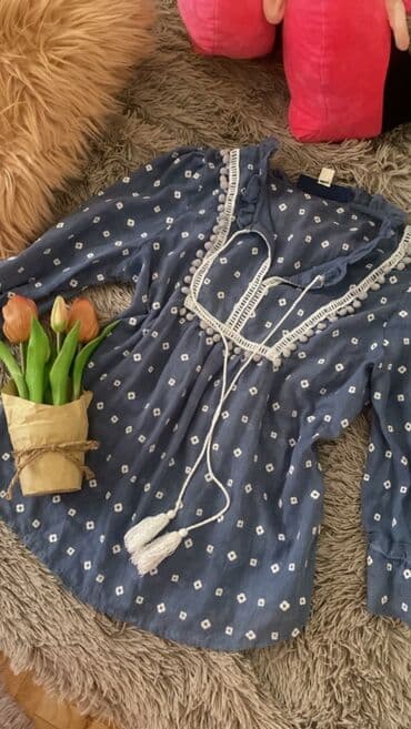 Shirts, blouses and tunics: Zara kosulja snizena predobra 500 din — 1