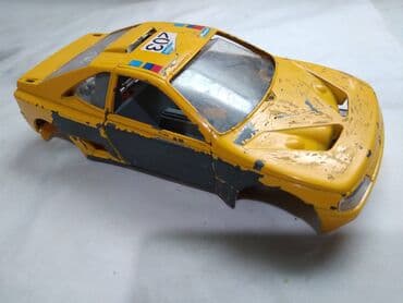 prodaja ploca za gramofon: Burago Peugeot 405 Turbo 16, 1:24 Italy za delove — 1