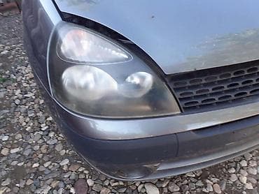 čamac za prihranu ribe: PREDNJICA ZA RENAULT CLIO — 4