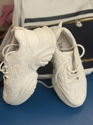 muška trenerka sergio tacchini: Bele ženske patike sa debljim đonom br 37 - Model: chunky/sneakers - — 1