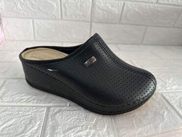 crocs zenske klompe: 36-41
1500din — 2