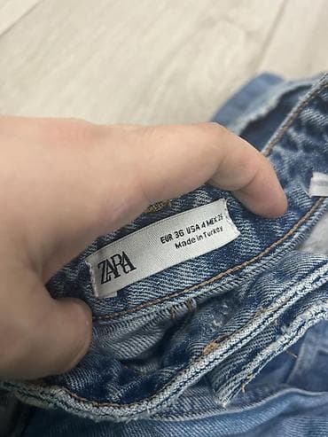 Lične stvari: ZARA patchwork farmerke – ženske - Model: patchwork/colour-block — 2