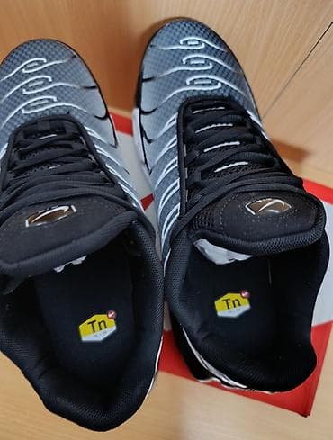 cipele svecane: Nike Air patike u atraktivnoj sivo-crno-beloj kombinaciji, sa — 9