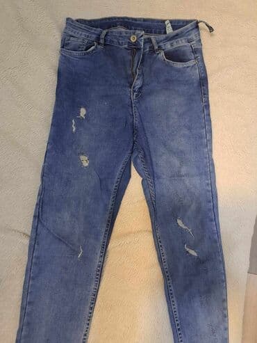 Nove farmerke L/XL 
1000 din par — 1