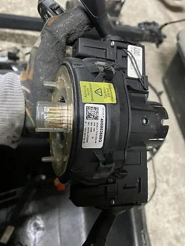 glava upravljaca: AUDI A6 4G 2012 SPULNA I PROCESOR VOLANA 4H0953568G | audi vw delovi — 1