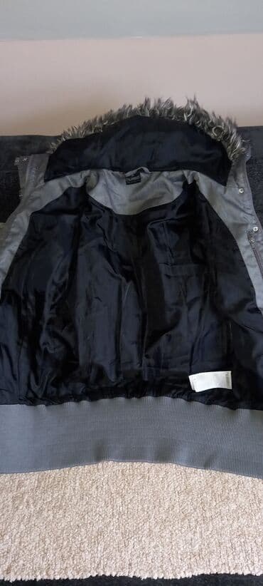 wintro jakne iskustva: Hummel, M (EU 38), Jednobojni, Sa postavom — 2