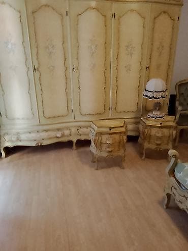 drvena hranilica 2 u 1: Komplet klasičnog baroknog spavaćeg nameštaja – ručno dekorisan, u — 3
