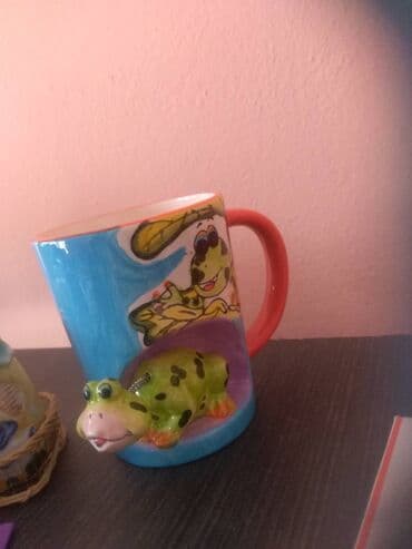 Kitchenware: Šolja 200 dinara — 1