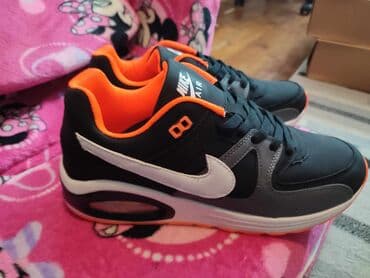 Patike, veličina - 46